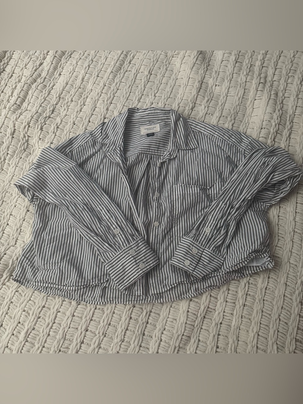American Eagle Outfitters Grey & White Vertical Stripe Cropped Button-Down Shirt